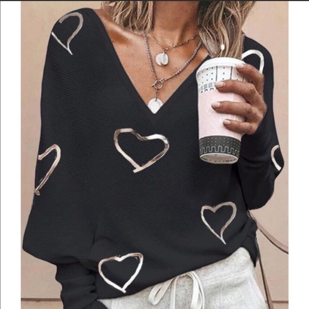 Black Heart V Neck Long Sleeve Top